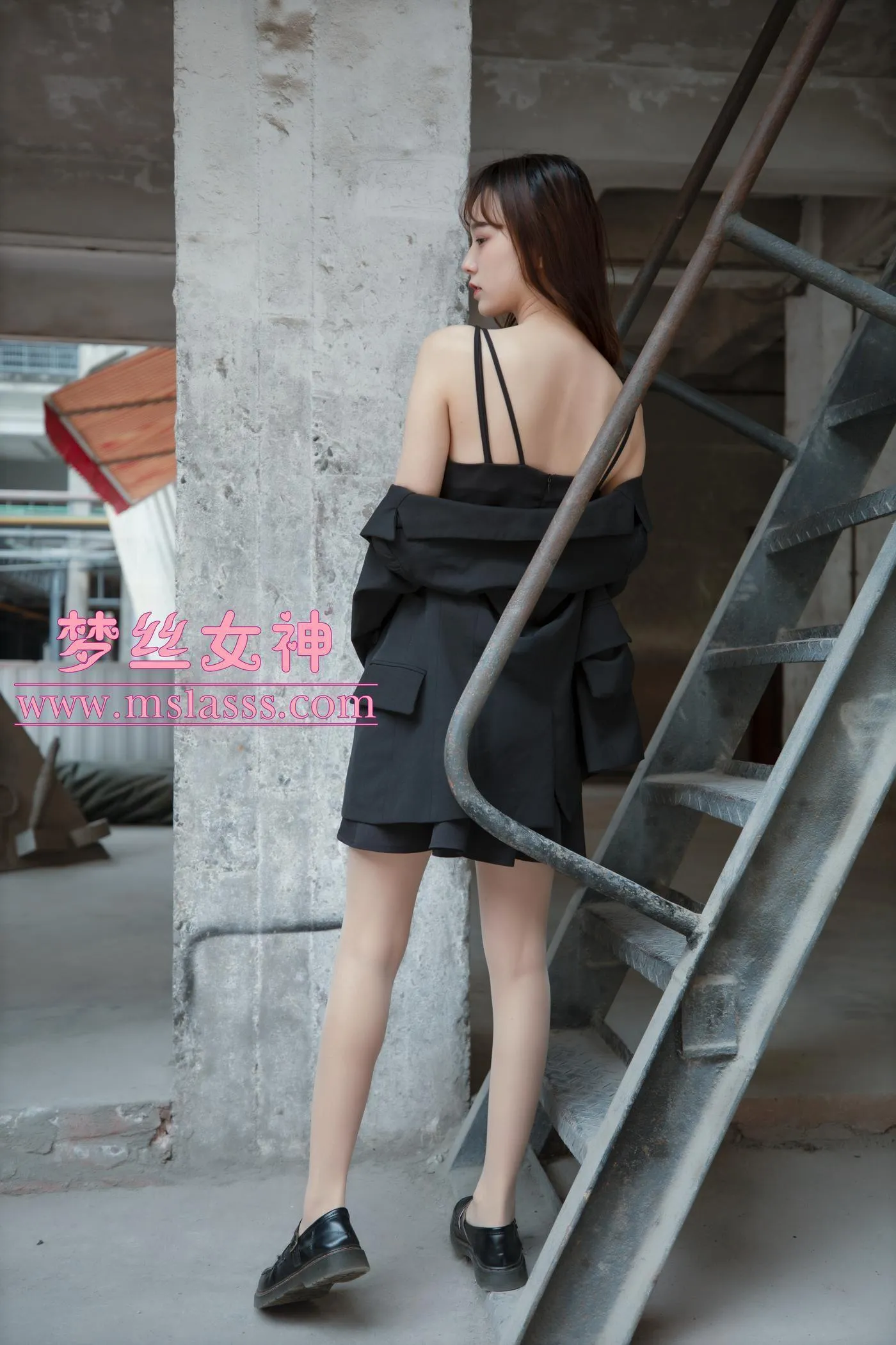 [MSLASS梦丝女神] 2020.04.22 NO.110 玥玥 火车超自然系 [61P]插图